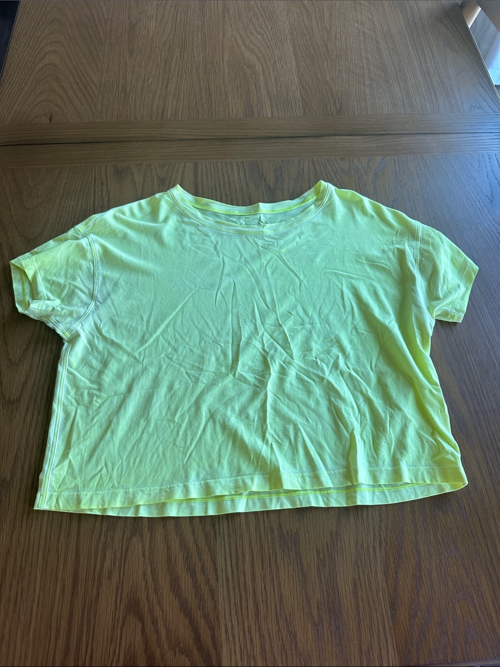 Lululemon Cates Tee in Neon